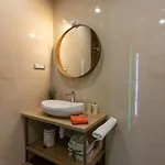 Dvori