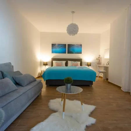 Dvori Villa